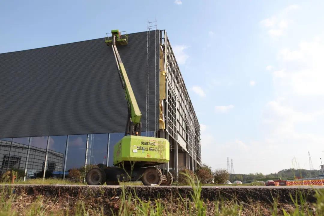 有了“AI大脑”清洁安防一机搞定(图1)